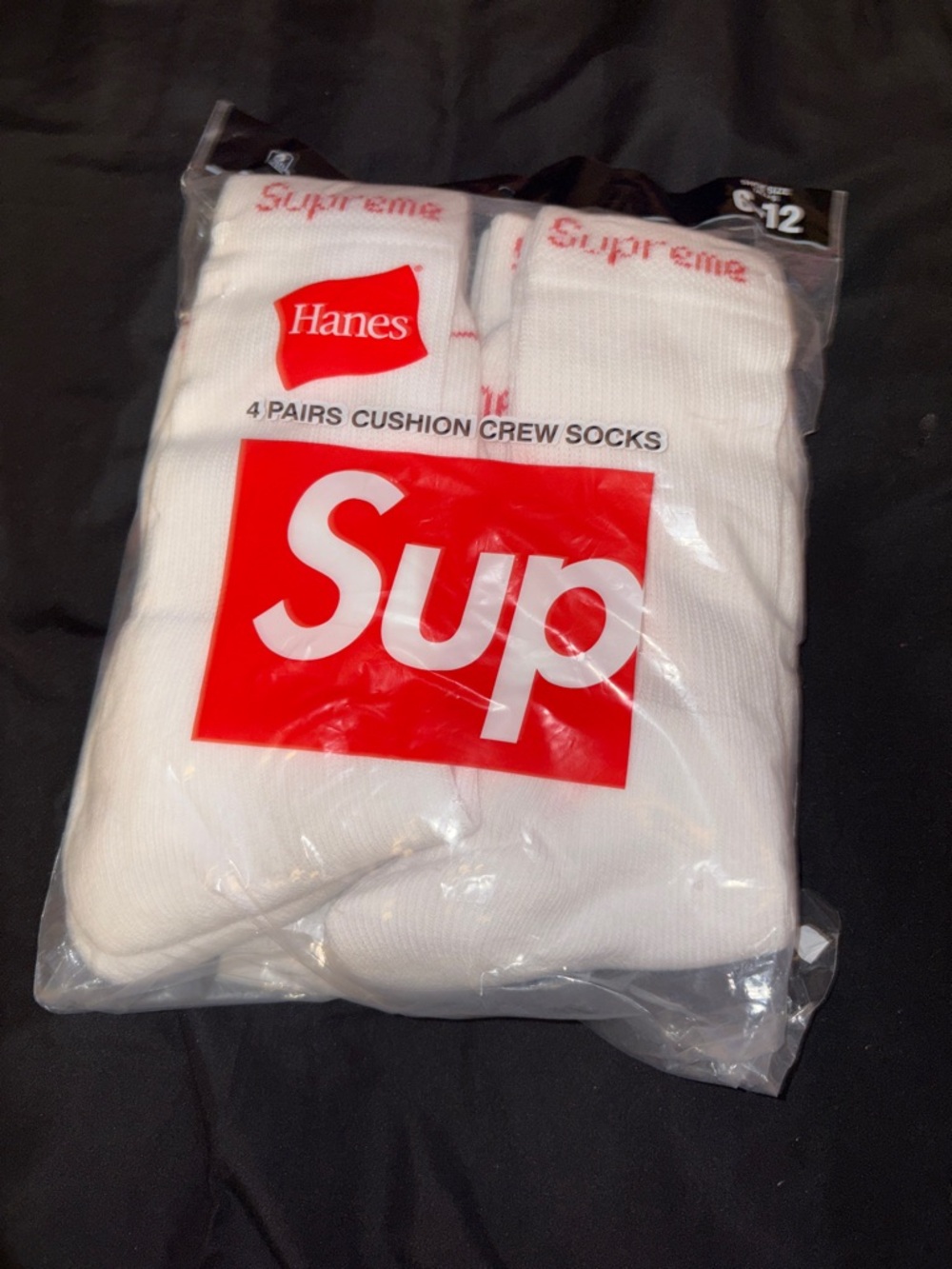 Hanes x Supreme White Cushion Crew Socks - 4 Pack